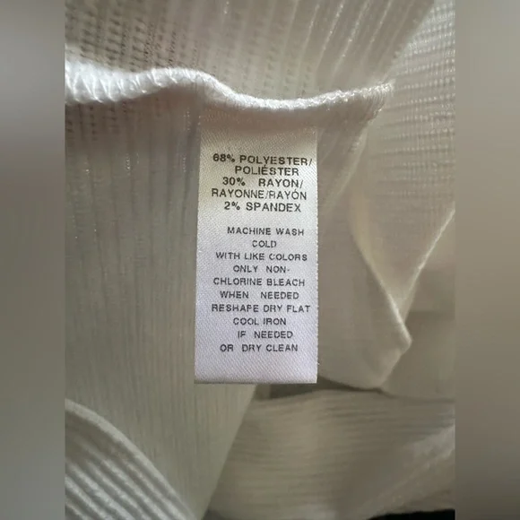 LOFT V-Neck Lightweight Ribbed Tank Top with Front Tie. Size XS. - Picture 4 of 4